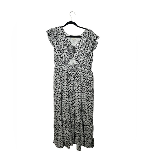 Loft Beach Black and White Scroll Cutout Tiered Maxi Dress Lined NWT Size XL - Picture 1 of 5